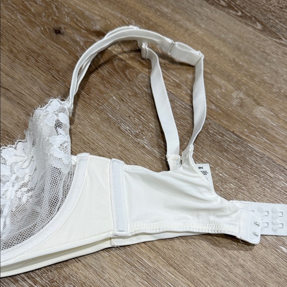 Skims Femme Lace Scoop Bra White onyx 34D - Picture 6 of 7